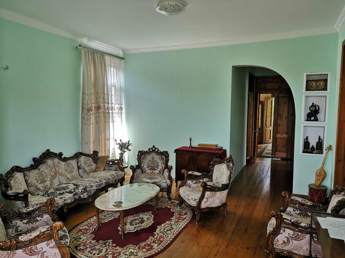 Shorena'S House Зугдиди Экстерьер фото