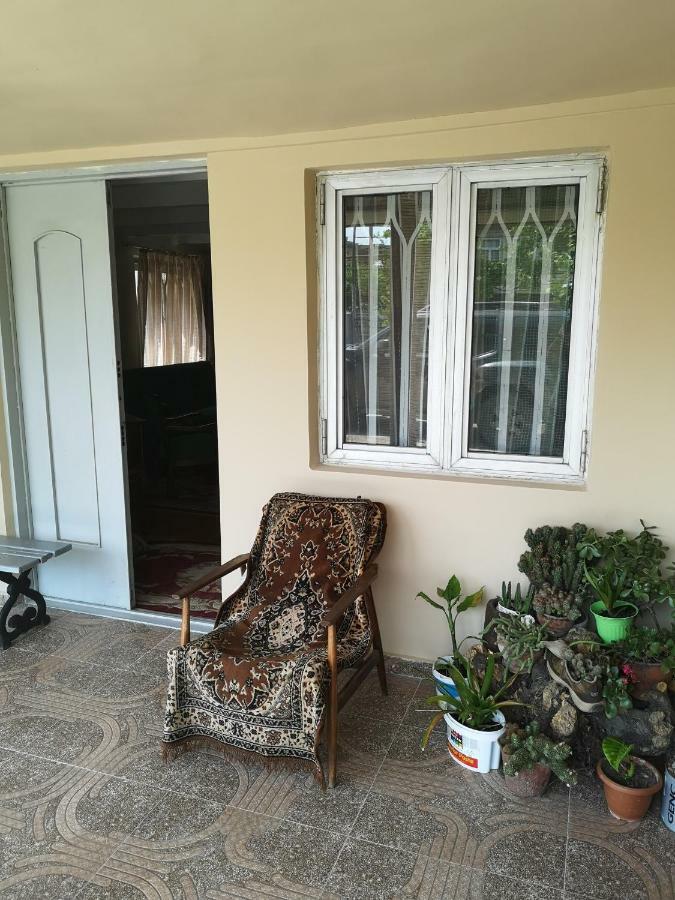 Shorena'S House Зугдиди Экстерьер фото